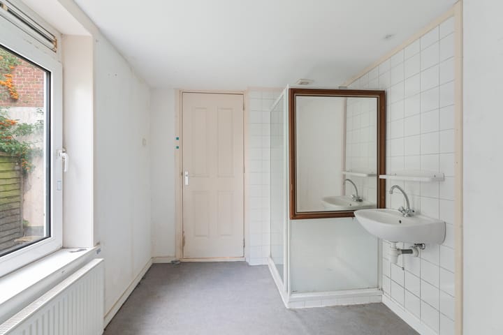 Foto 35 van Newtonstraat 199