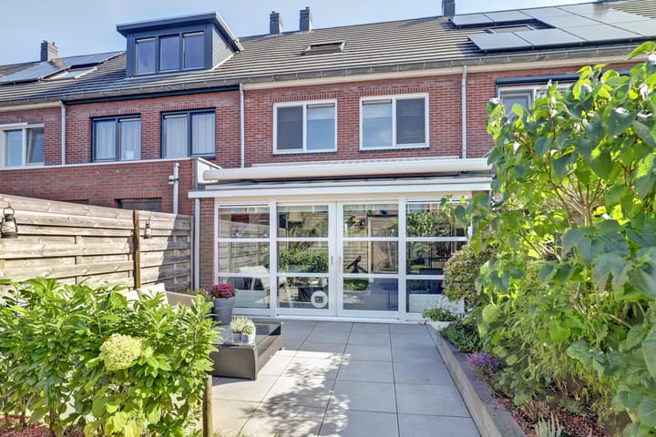 Foto 34 van Count Basielaan 7