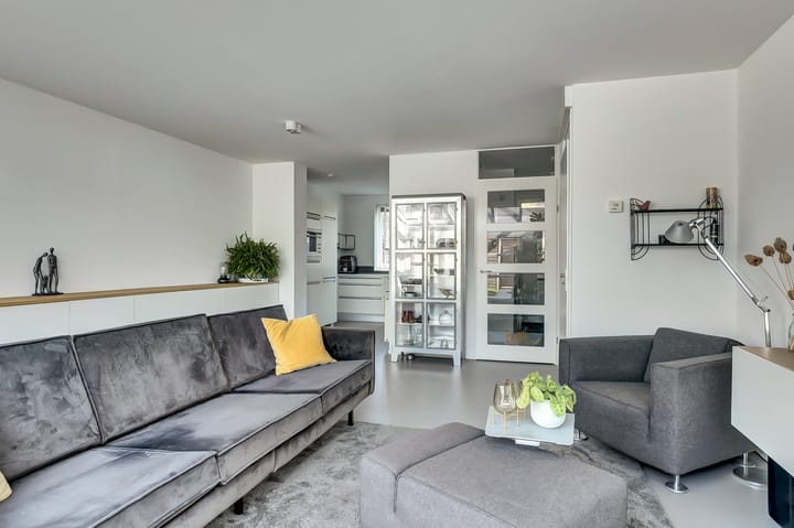 Foto 40 van Count Basielaan 7