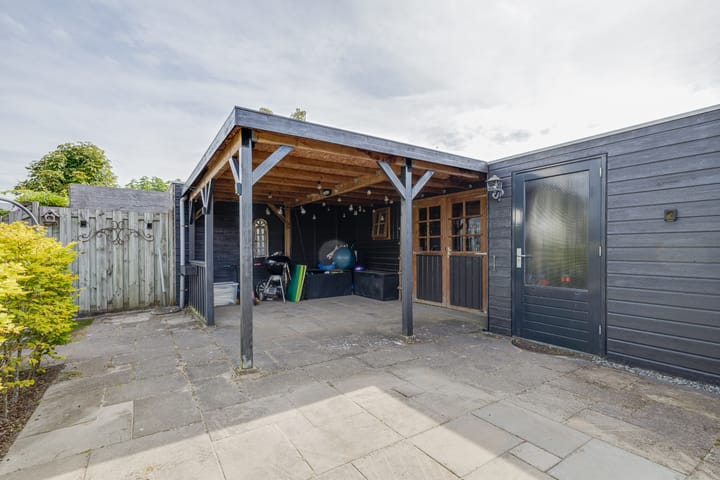 Foto 31 van De Bloementuin 30