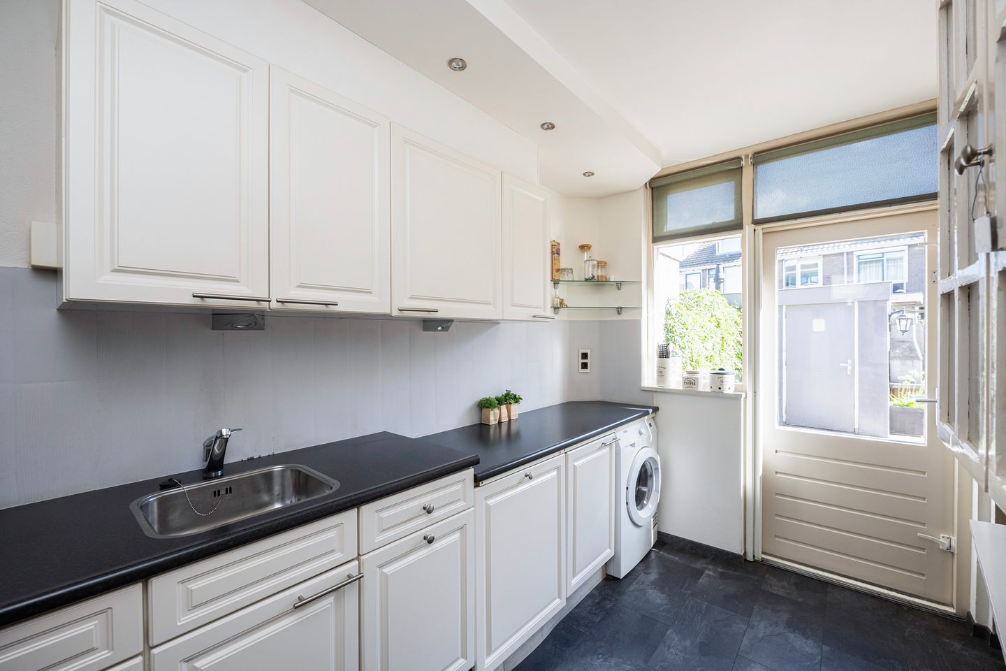 Photo 10 of Violenweg 15