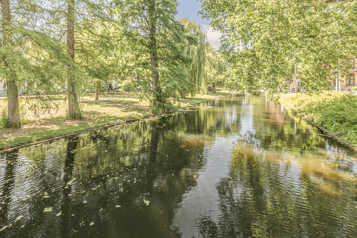 Photo 29 of Burgemeester Roosstraat 48-B