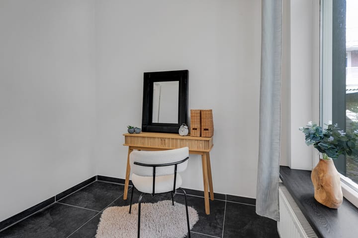 Photo 35 of Burgemeester Roosstraat 48-B