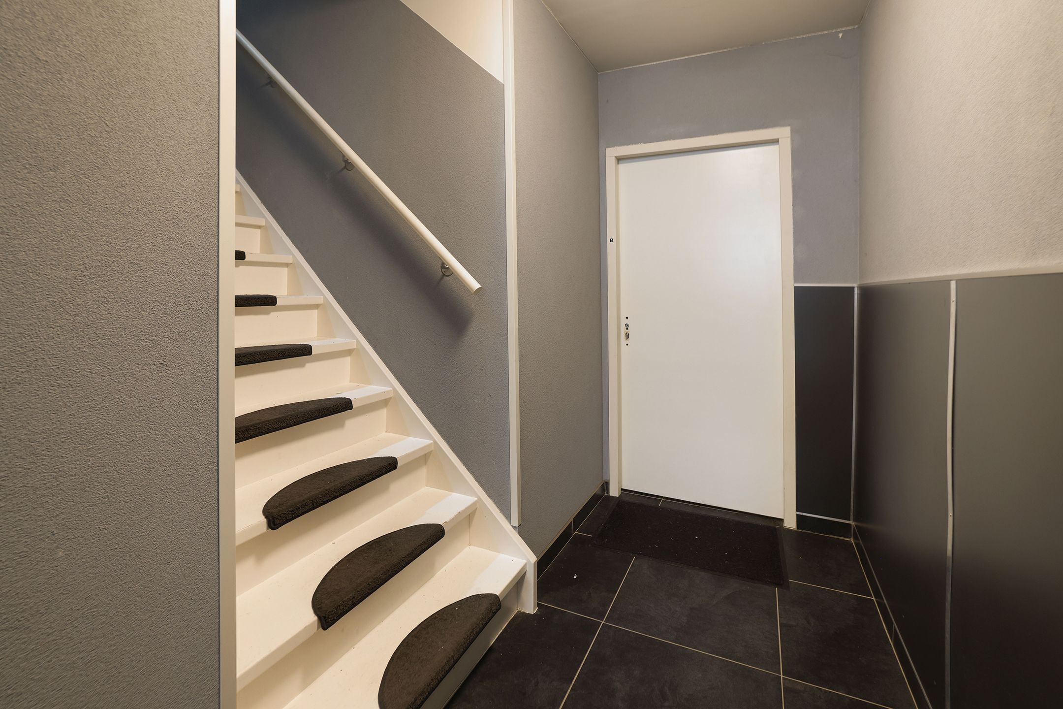 Foto 39 van Burgemeester Roosstraat 48-B