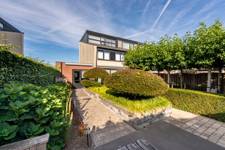 Foto 37 van Ossendrechtstraat 94