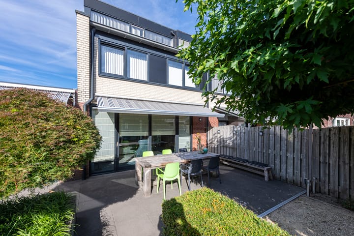 Foto 38 van Ossendrechtstraat 94