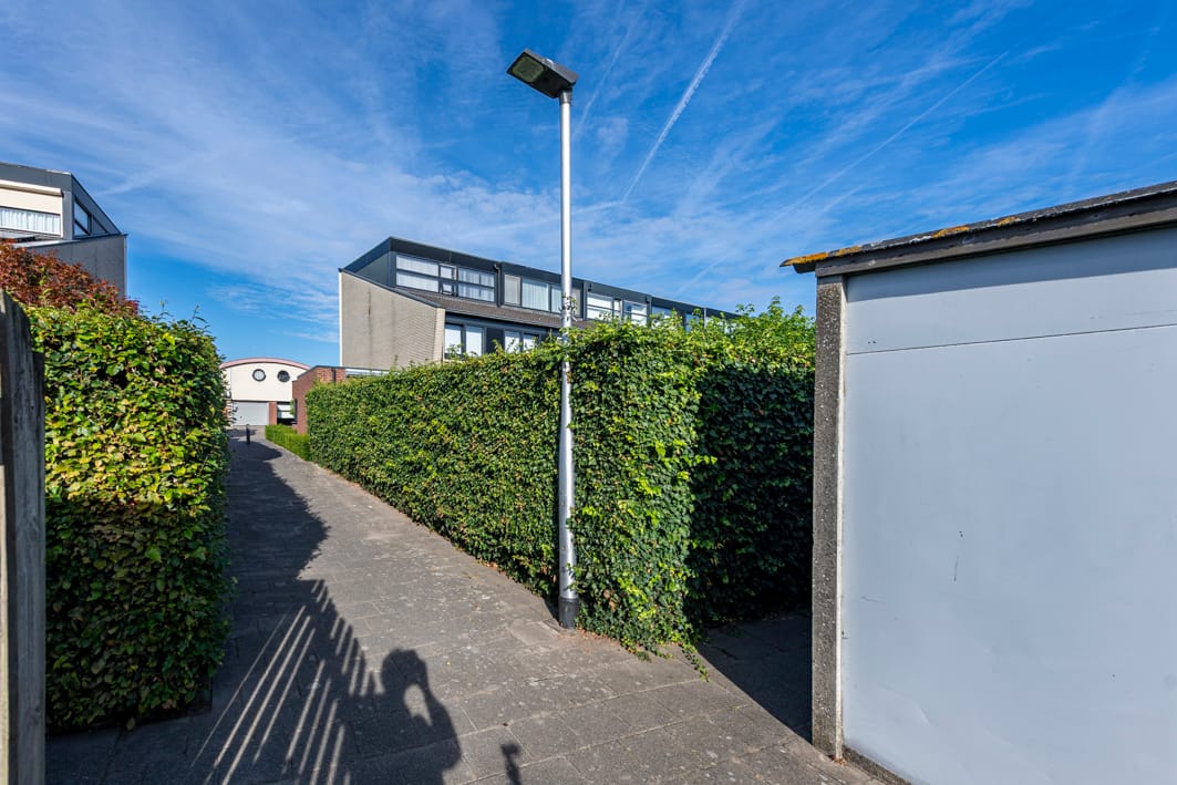 Photo 40 of Ossendrechtstraat 94