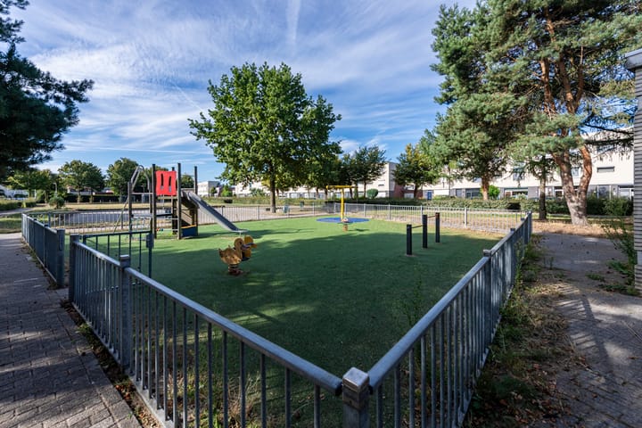 Foto 44 van Ossendrechtstraat 94