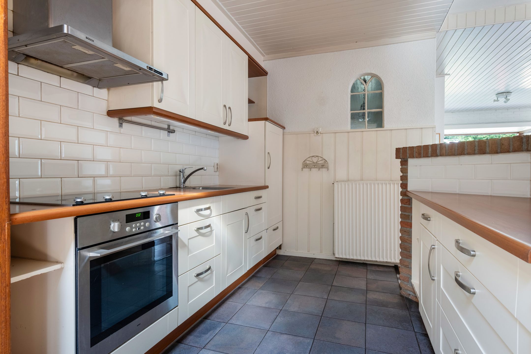 Foto 15 van Leuvenumseweg 4-A