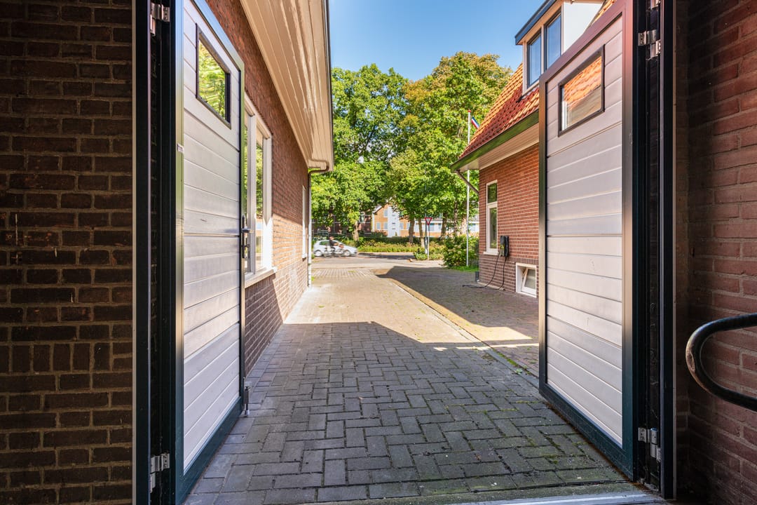 Foto 47 van Leuvenumseweg 4-A