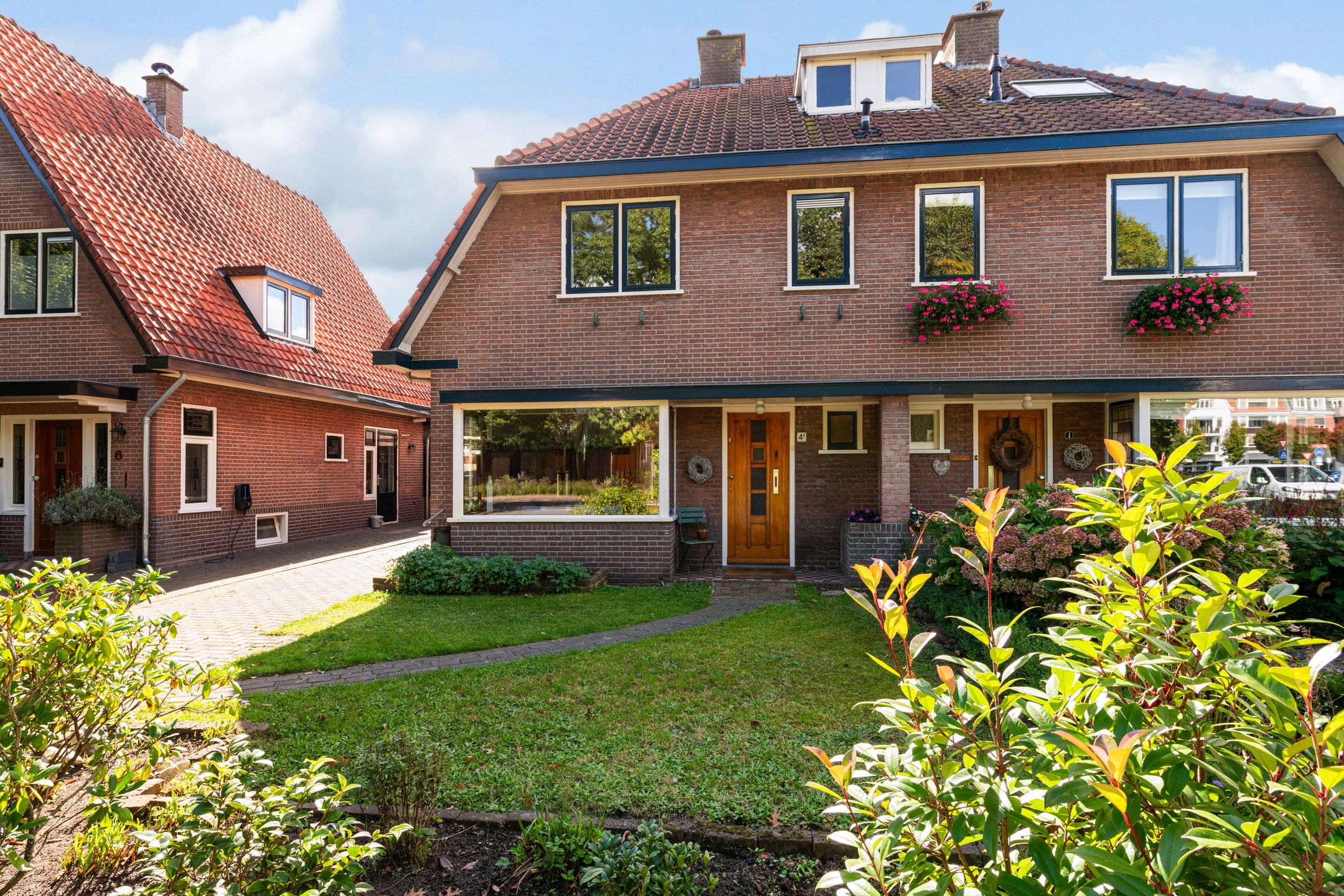 Foto 48 van Leuvenumseweg 4-A