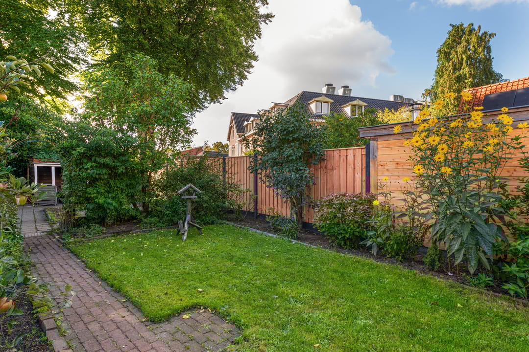 Foto 41 van Leuvenumseweg 4-A