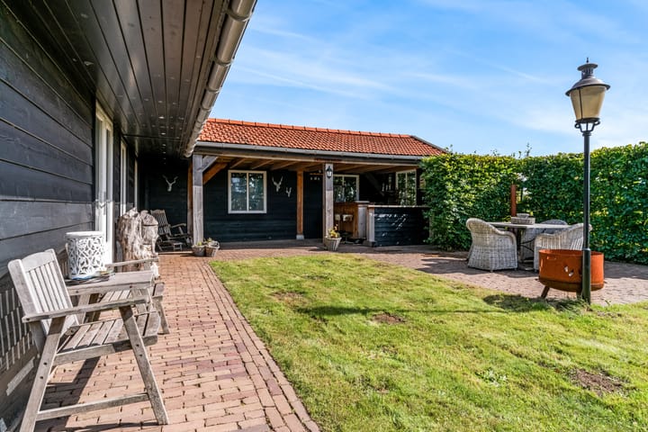 Foto 2 van Luttik Cie 50