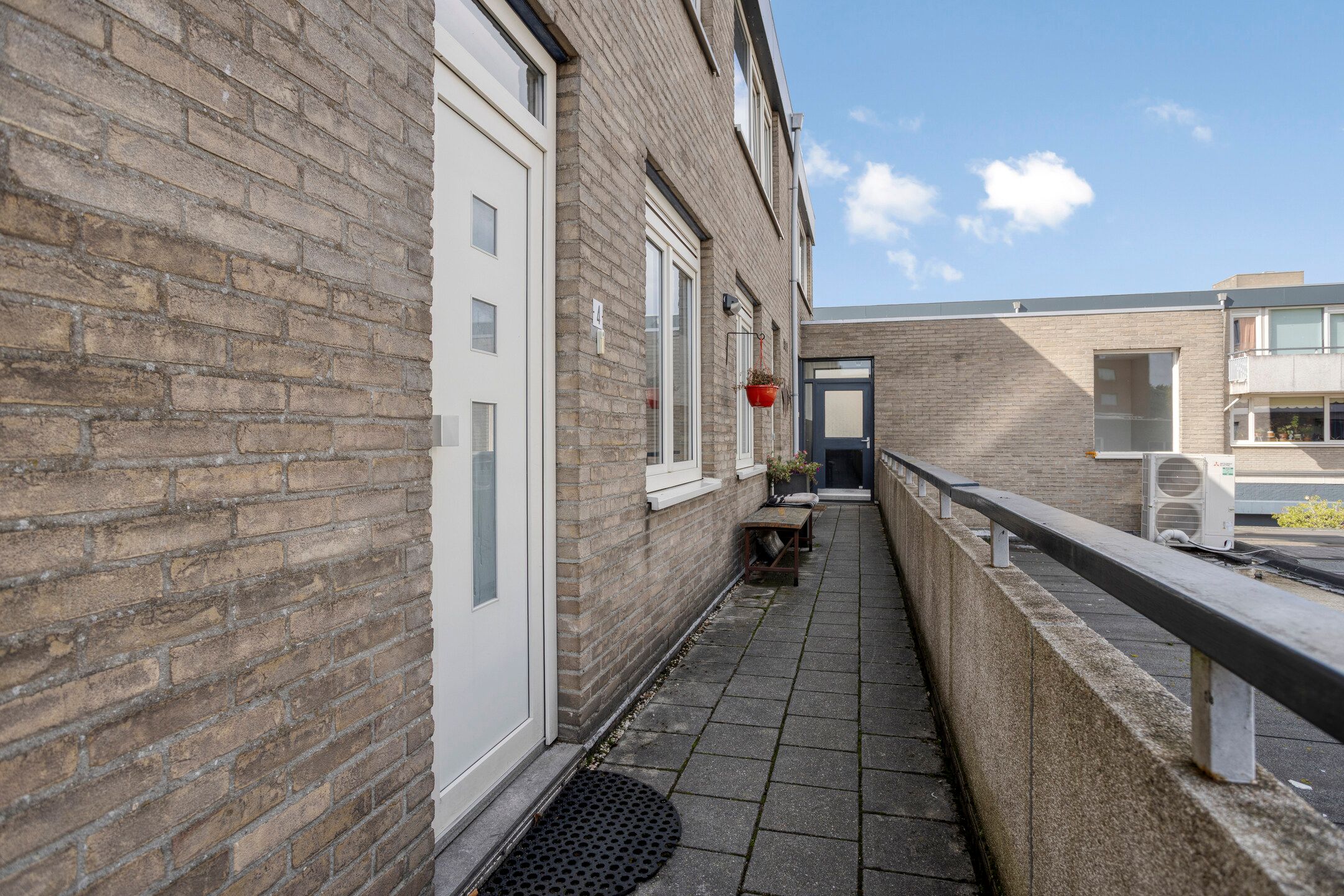 Foto 9 van Wijngaardplein 4