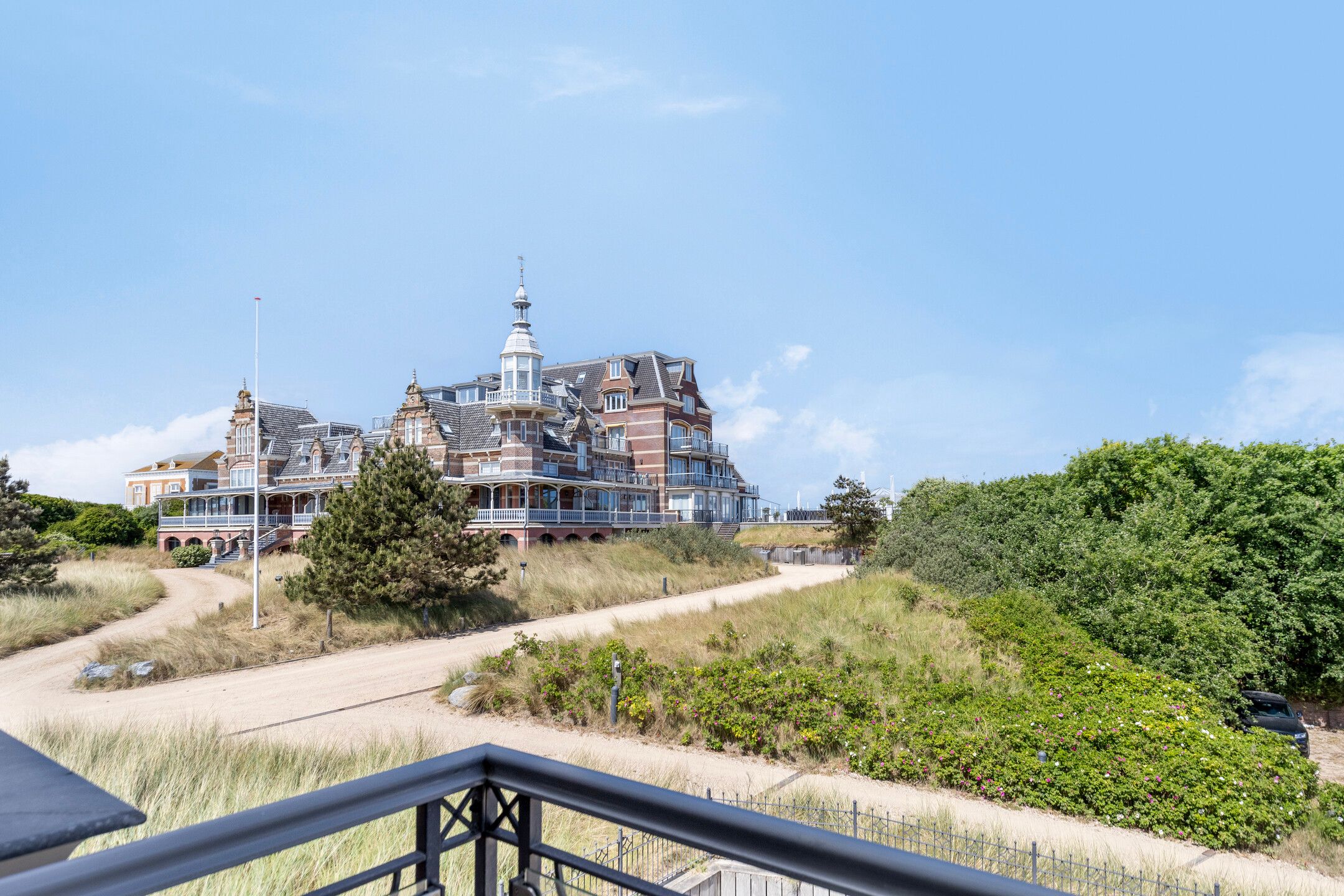 3-bedroom freehold villa in Domburg — photo 4 of 5