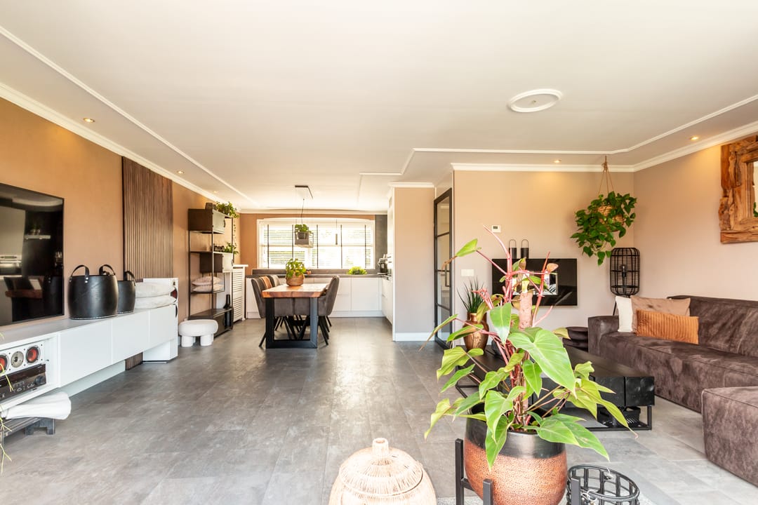 Photo 11 of Vijfherenlanden 72