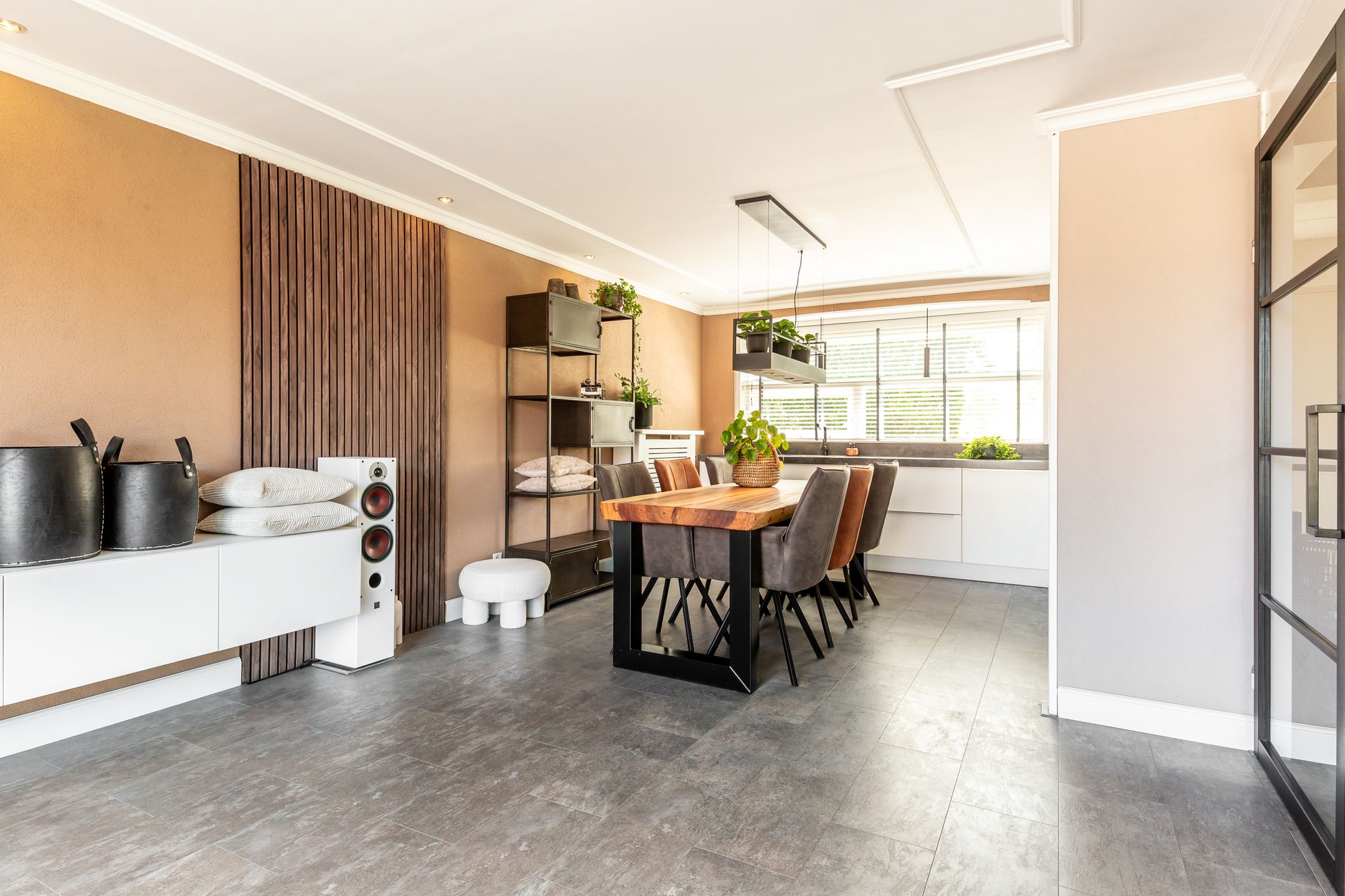 Photo 12 of Vijfherenlanden 72