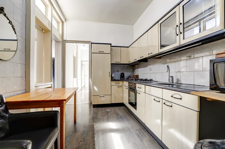 Photo 14 of De Constant Rebecquestraat 50