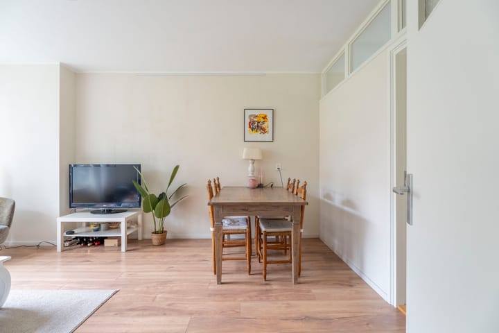 Photo 2 of M. Harpertszoon Tromplaan 178