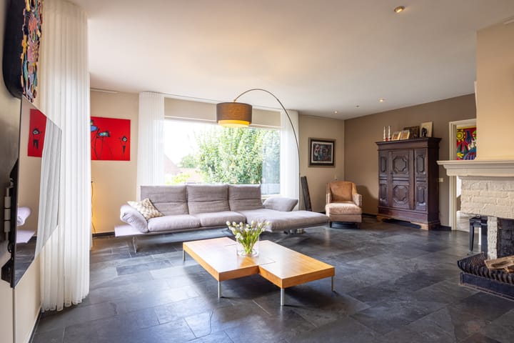 Photo 14 of Nieuwenhuysstraat 60