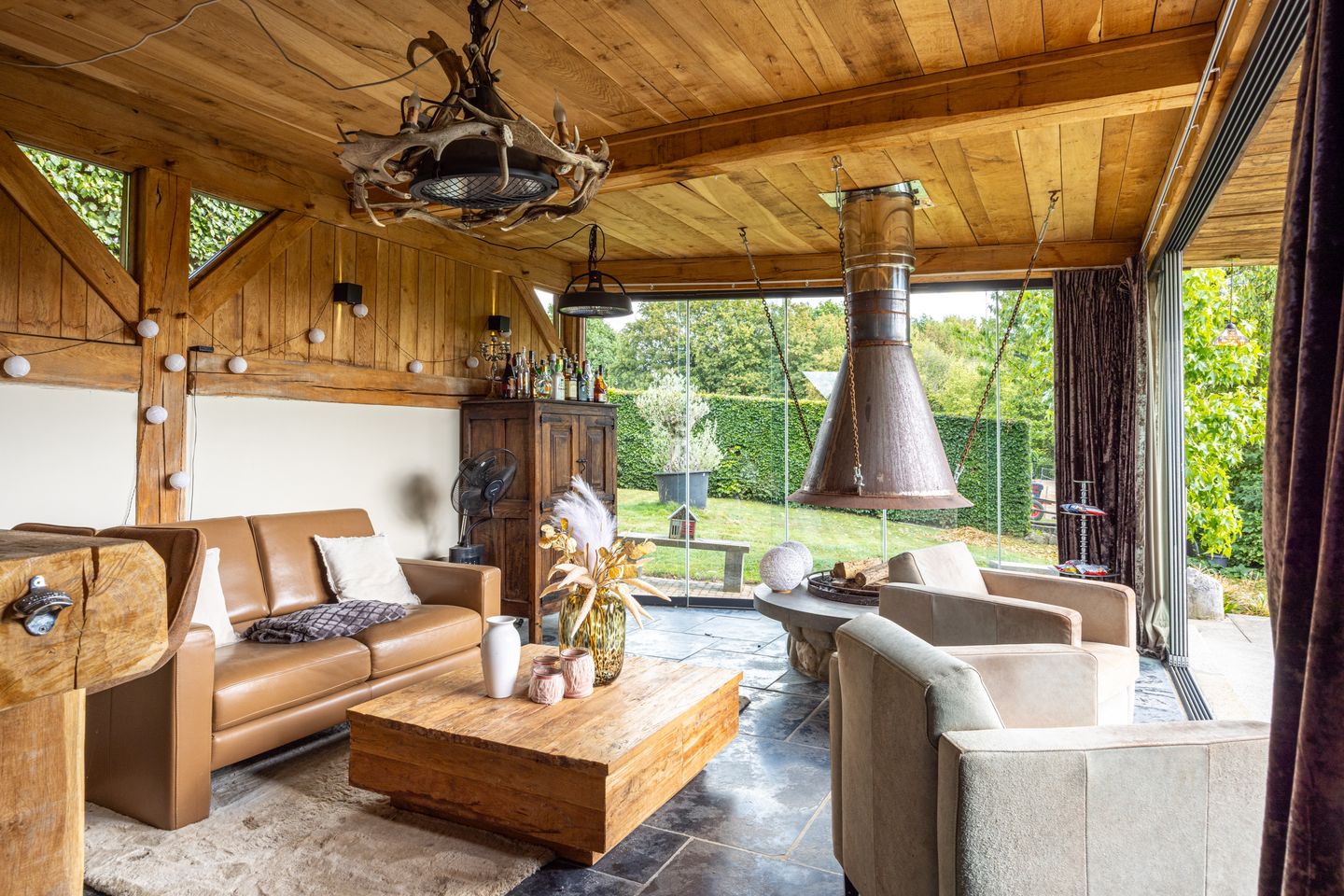 Photo 49 of Nieuwenhuysstraat 60