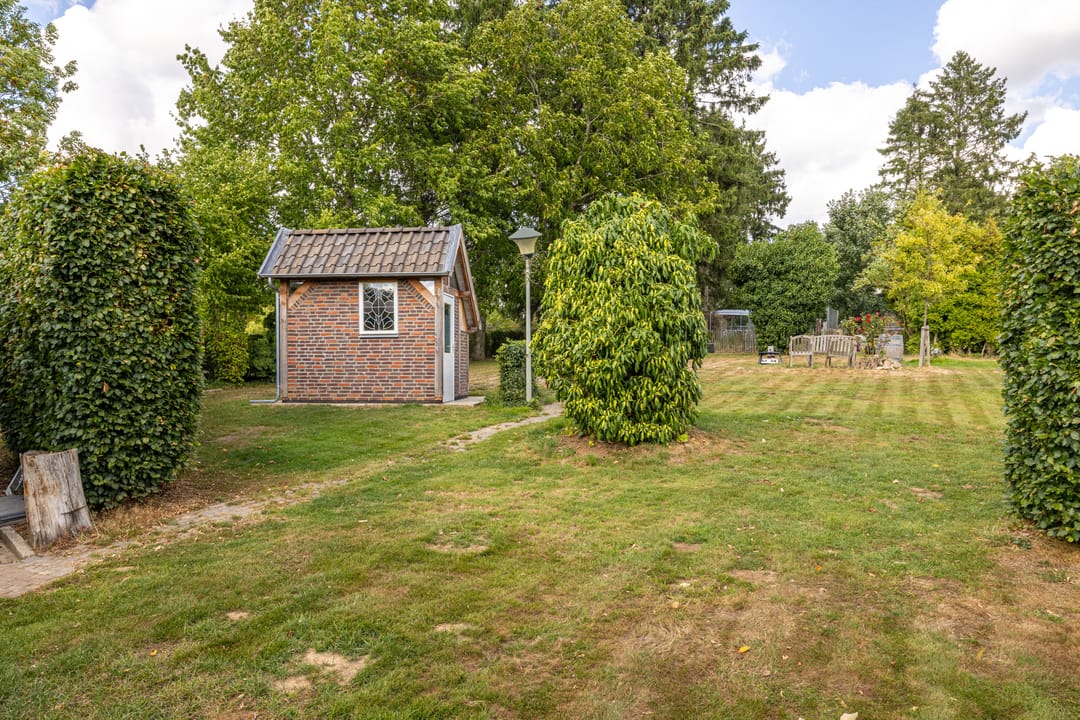 Photo 53 of Nieuwenhuysstraat 60