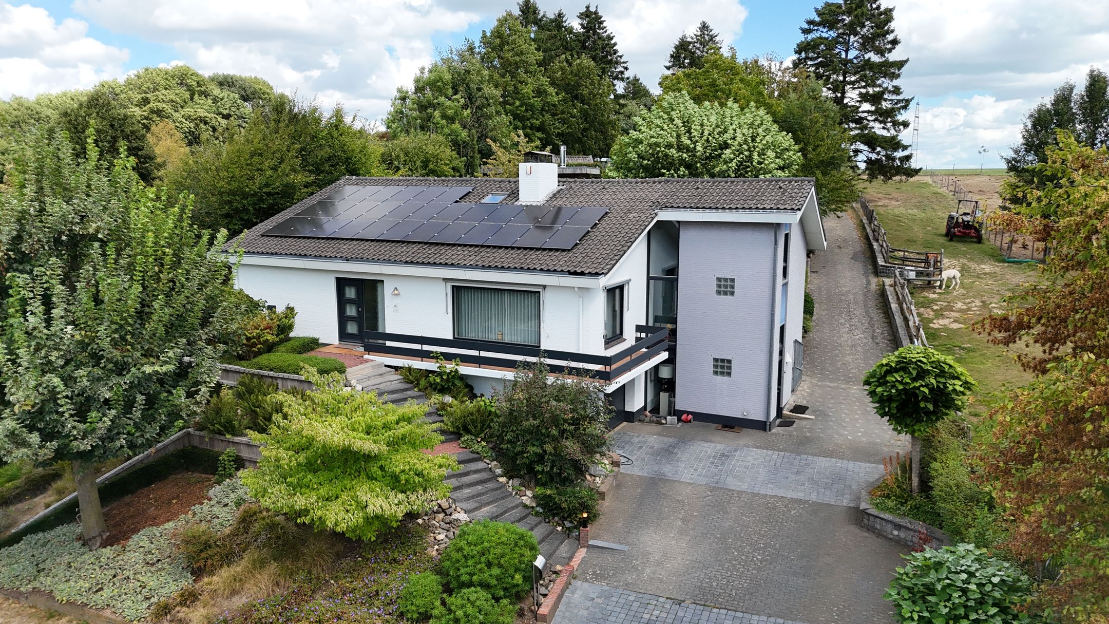 Photo 75 of Nieuwenhuysstraat 60