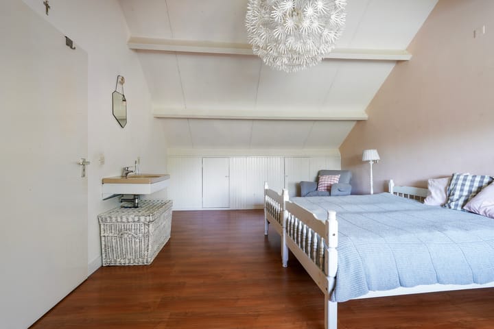 Foto 37 van Economenlaan 8