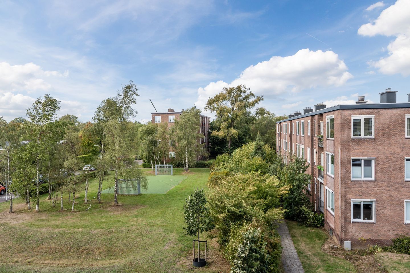 Photo 4 of Plutostraat 131