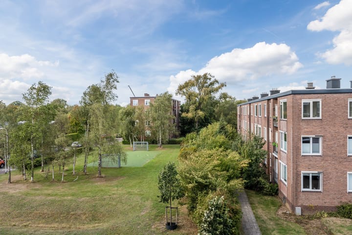 Foto 4 van Plutostraat 131