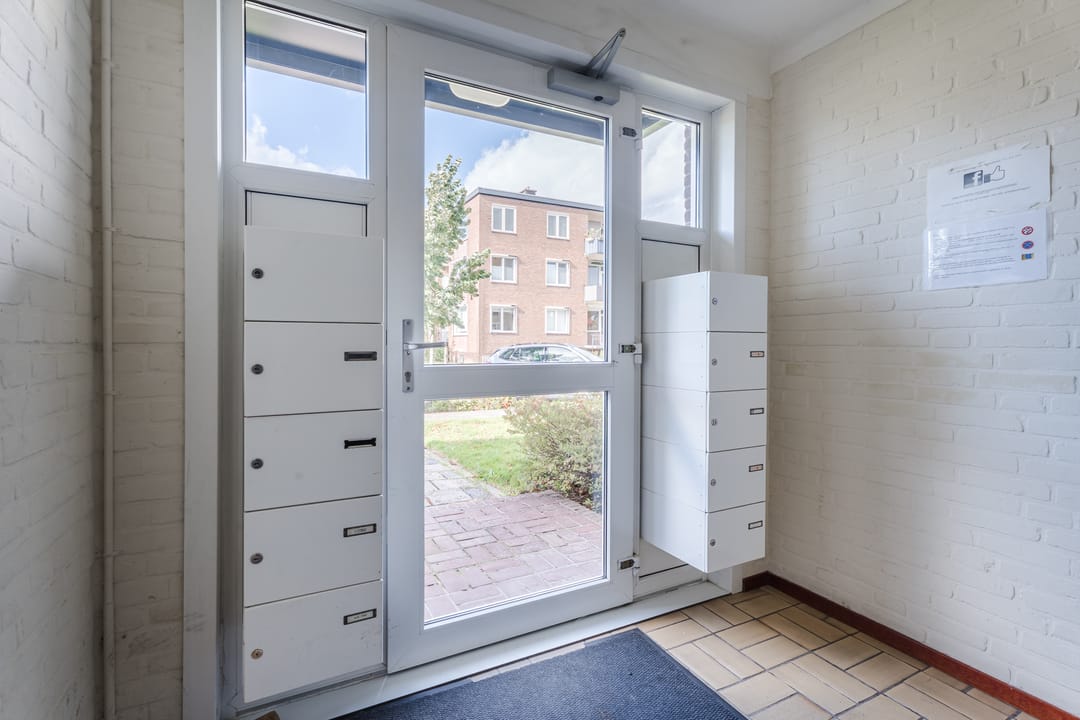 Photo 7 of Plutostraat 131