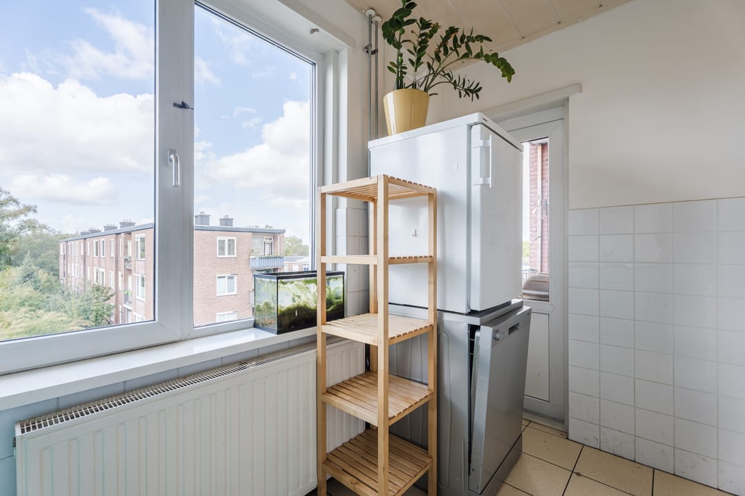 Photo 16 of Plutostraat 131