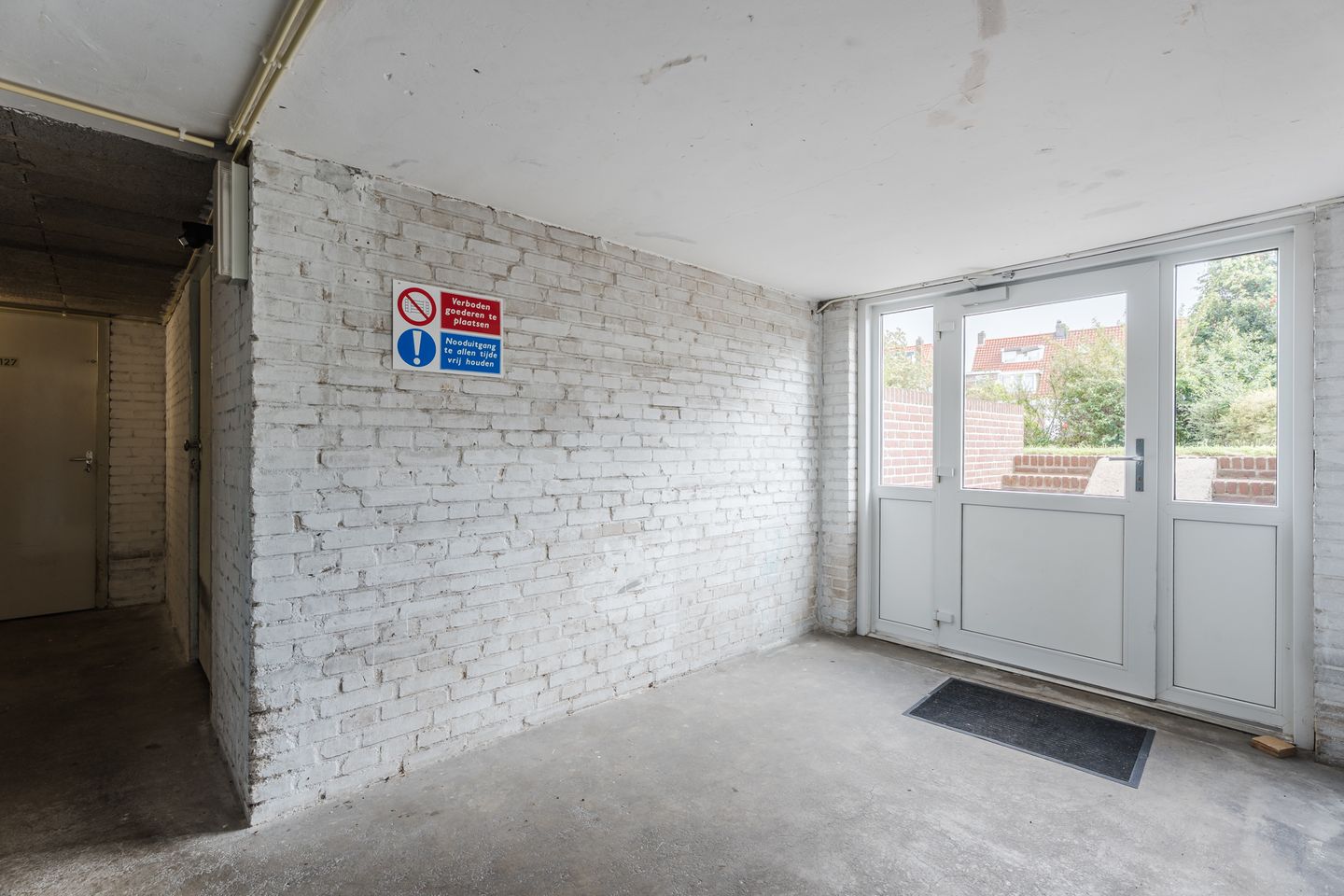 Photo 25 of Plutostraat 131