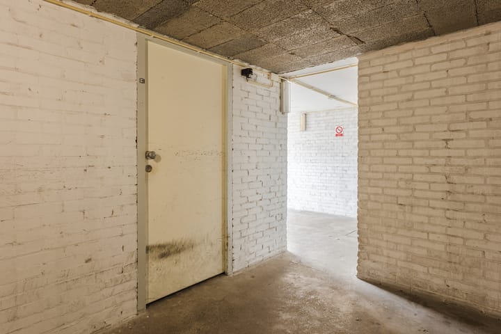 Foto 26 van Plutostraat 131