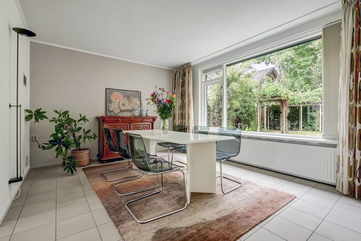 Photo 12 of Helmkruidstraat 13