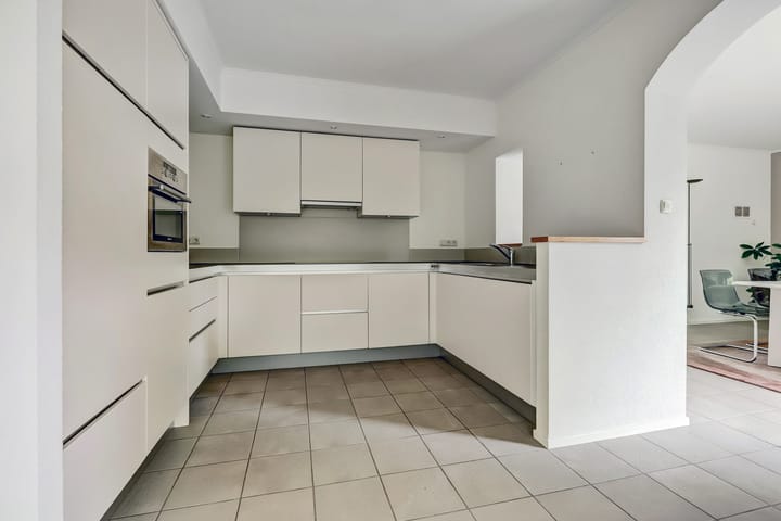 Photo 16 of Helmkruidstraat 13