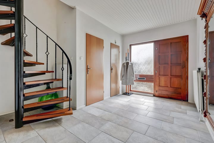 Photo 21 of Helmkruidstraat 13