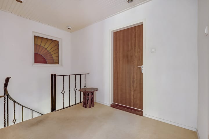 Photo 24 of Helmkruidstraat 13