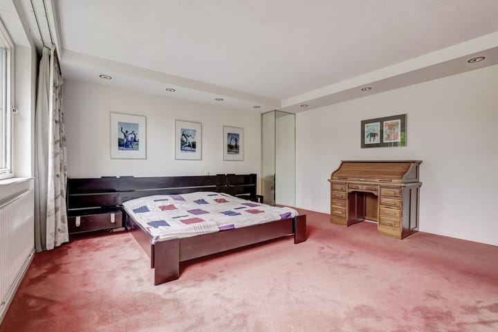 Photo 28 of Helmkruidstraat 13