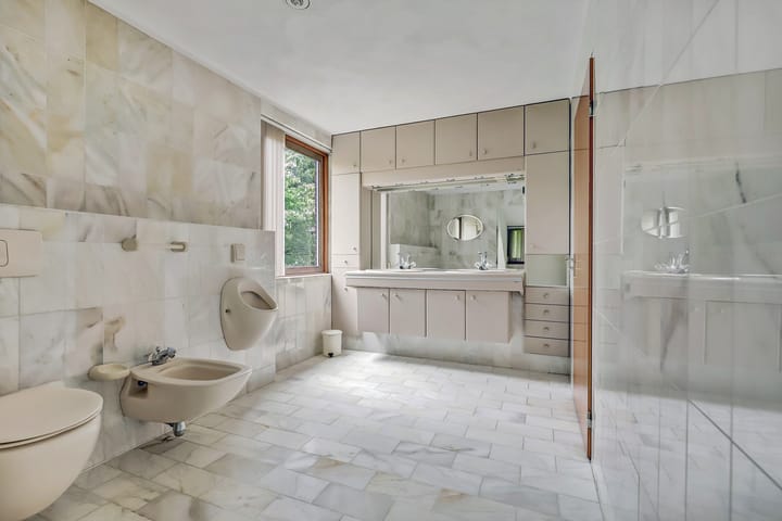 Photo 39 of Helmkruidstraat 13