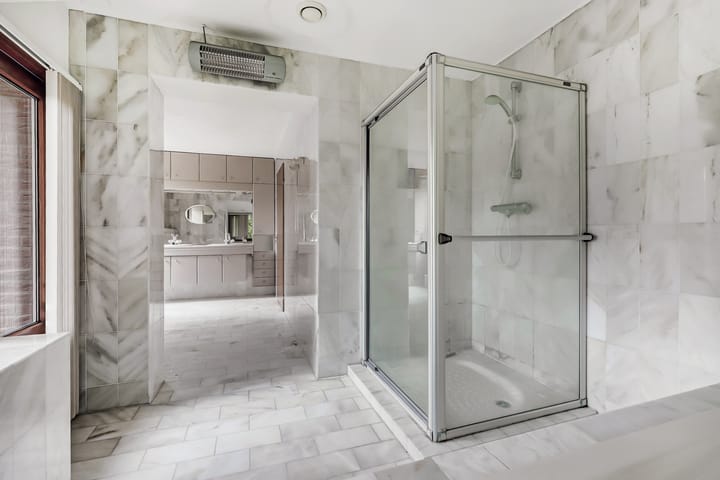 Photo 42 of Helmkruidstraat 13