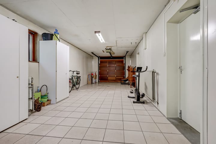 Photo 53 of Helmkruidstraat 13