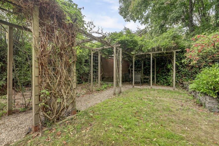 Photo 61 of Helmkruidstraat 13