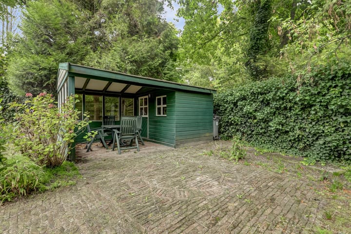 Photo 64 of Helmkruidstraat 13