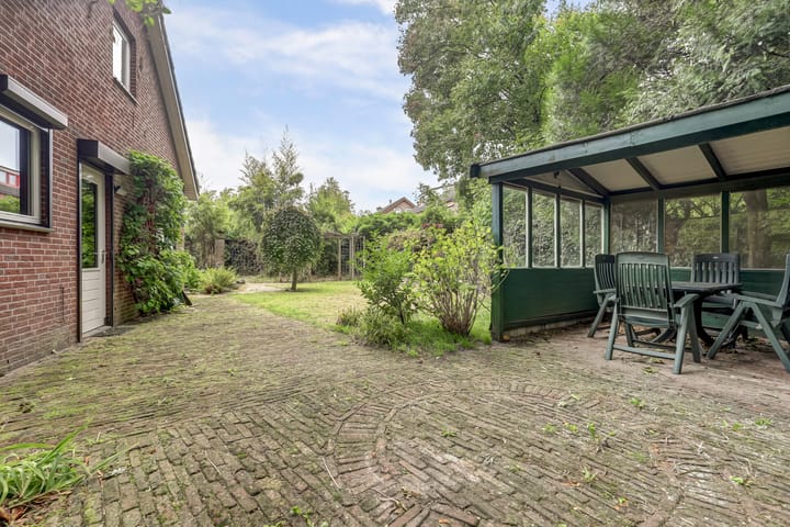 Photo 65 of Helmkruidstraat 13