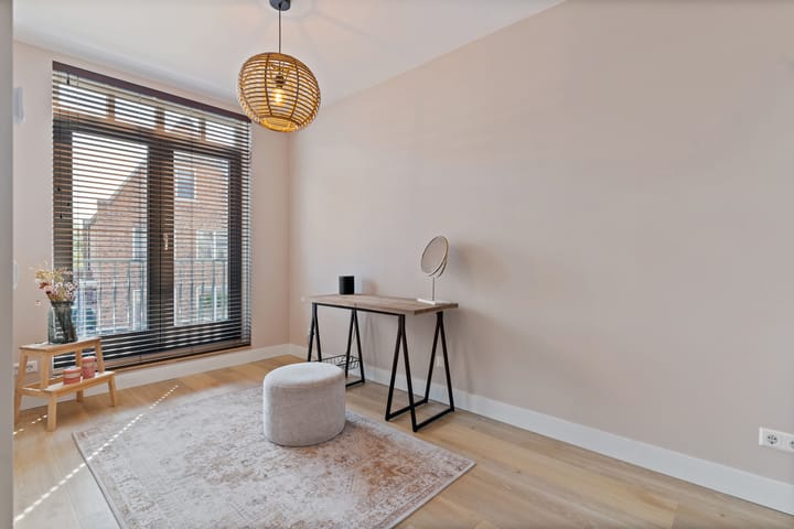 Photo 40 of Stoelenmatter 9