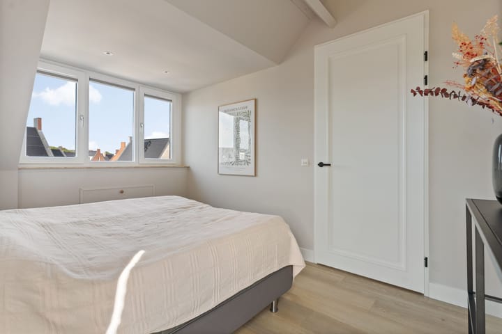 Photo 44 of Stoelenmatter 9