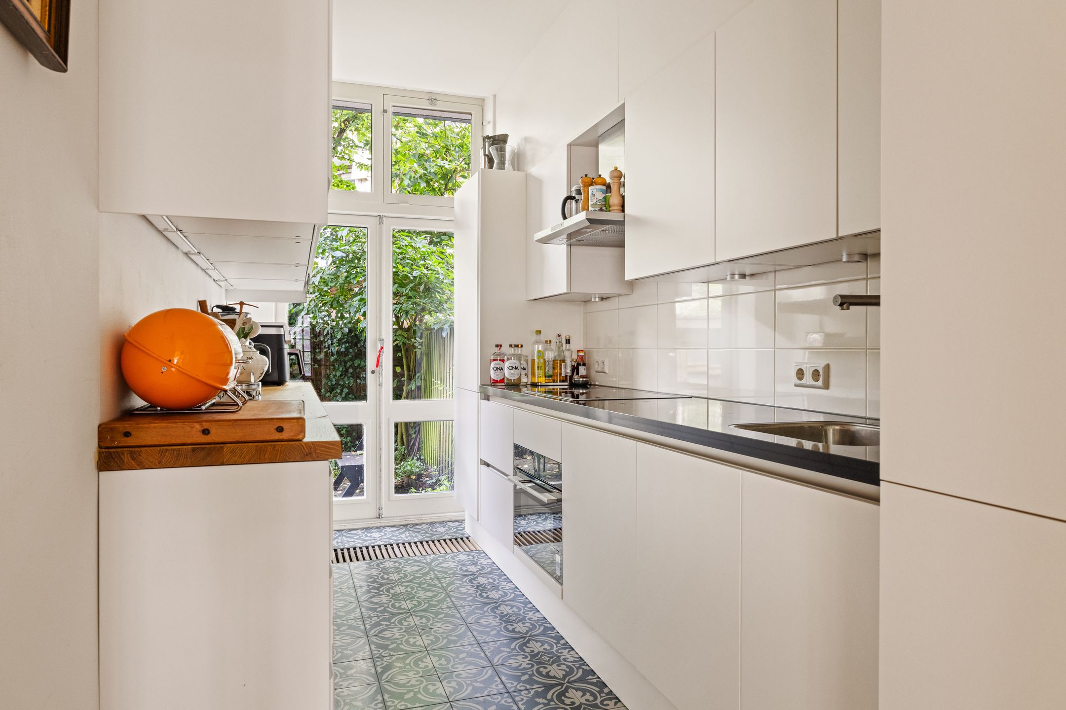 Foto 12 van Woubruggestraat 35-H