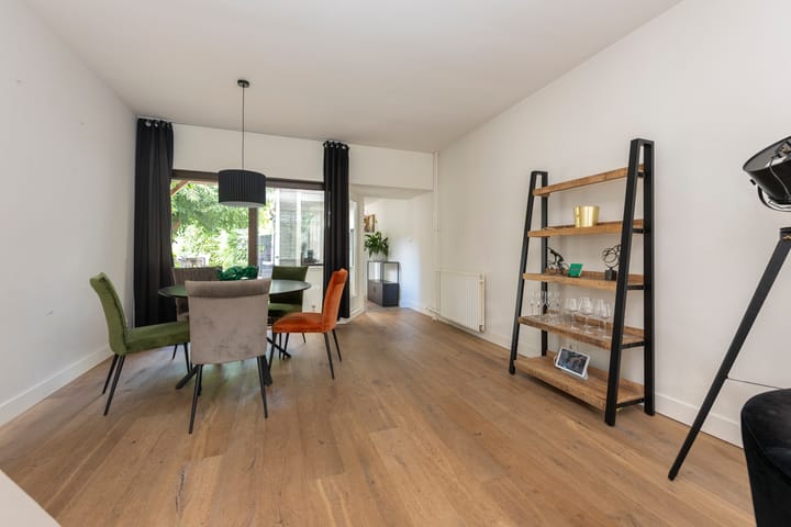 Photo 10 of Bredaseweg 273