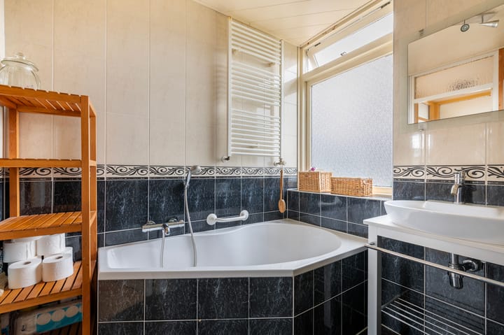 Foto 22 van Peter Mulderstraat 13